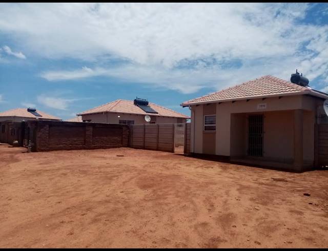 2 BEDROOM HOUSE FOR SALE IN KYA SANDS